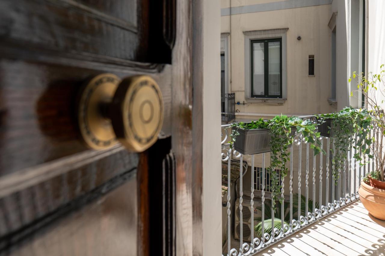 Apartmán Relais Palazzo Olimpia - Corso Vittorio Emanuele Salerno Exteriér fotografie